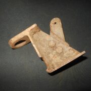 WW II German Army - STEEL EQUIPMENT FITTING - UNKNOWN - Panzer Sd.Kfz. - RARE! - Image 3
