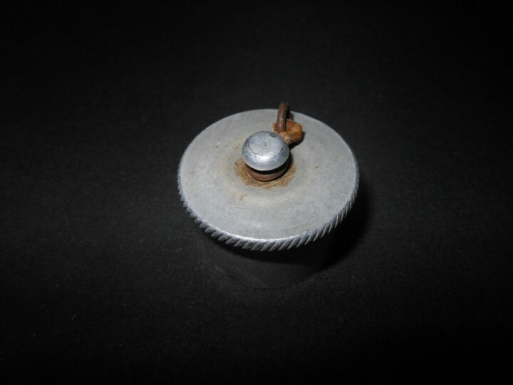 WW II German WH HEER LW - M31 ALUMINUM CANTEEN SCREW CAP & GASKET - NICE!