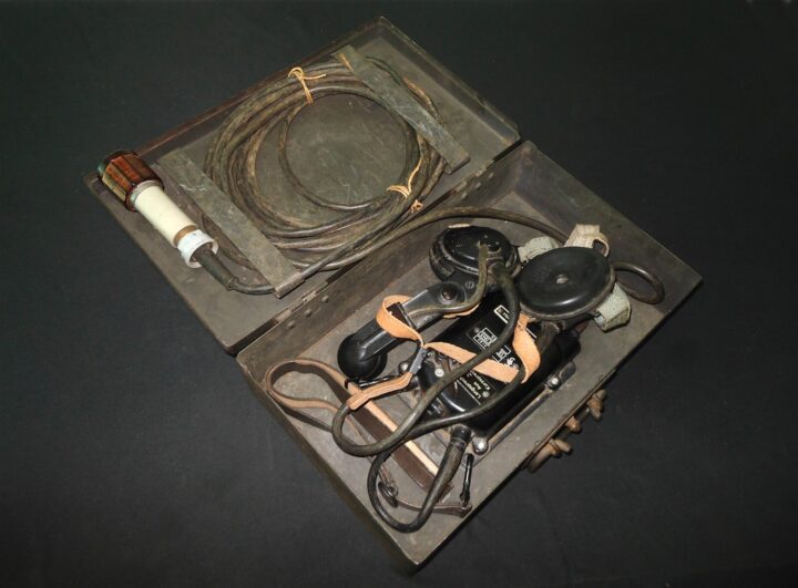 WW2 German Kriegsmarine - C39b COASTAL ARTILLERY COMMUNICATION HEADSET - NOS! - Image 4