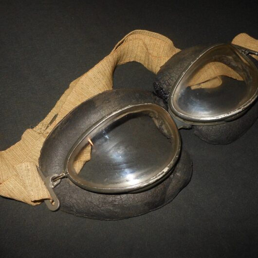 WW2 German Luftwaffe Aircraft - AUER / WAGENER 295 PILOT GOGGLES - GOOD!