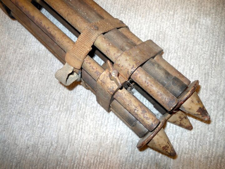 WW2 German Luftwaffe D.F. 10x80 - AIRCRAFT FLAK SPOTTING BINOCULAR TRIPOD - Image 7