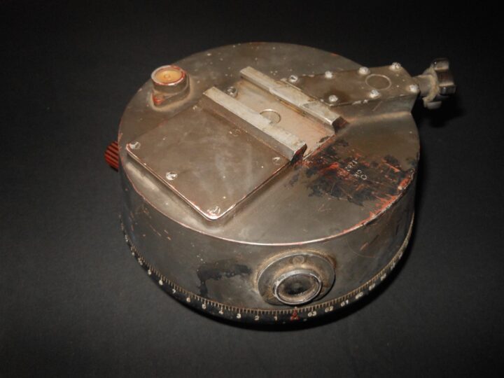 WW2 German Luftwaffe D.F. 10x80 Flakfernrohr - SPOTTING BINICULAR - MESSKREIS