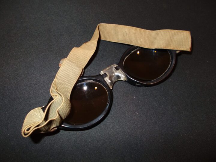 WW2 German Luftwaffe Nitsche u. Gunther - SPLINTER-PROOF GOGGLES - VERY NICE! - Image 5