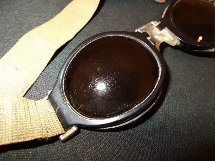 WW2 German Luftwaffe Nitsche u. Gunther - SPLINTER-PROOF GOGGLES - VERY NICE! - Image 6