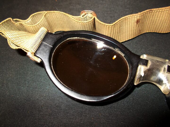 WW2 German Luftwaffe Nitsche u. Gunther - SPLINTER-PROOF GOGGLES - VERY NICE! - Image 9