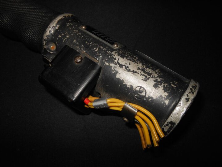 WW2 German Luftwaffe Steuerknüppel - KG13 A CONTROL STICK GRIP - Me109 - SUPERB! - Image 8