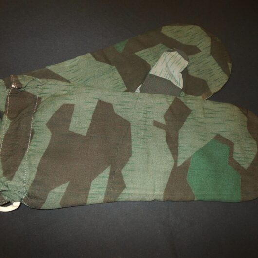 WW2 German Wehrmacht Handschuhe - SPLINTER CAMOUFLAGE REVERSIBLE MITTENS - NOS!