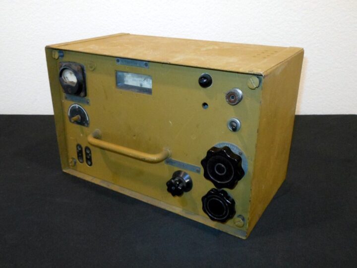 WW2 German Wehrmacht Panzer - Ukw.E.e RADIO RECEIVER - Tiger Panther - REPAIR - Image 4