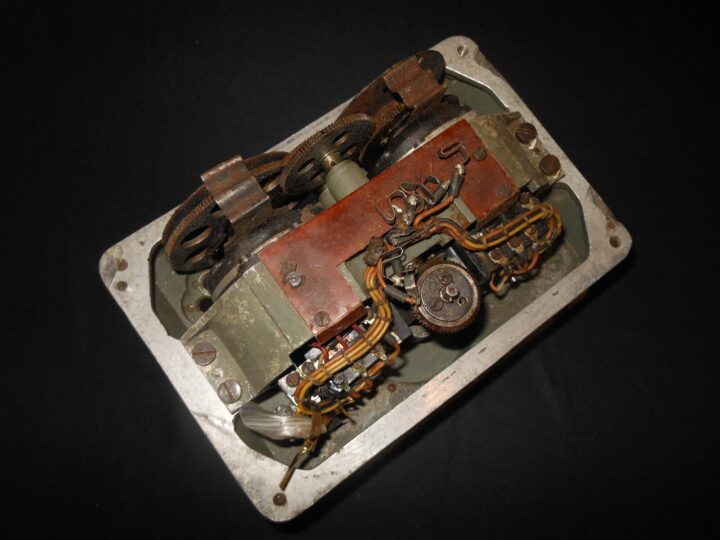 WW2 German Wehrmacht Seeburg-Tisch - SAM GEBER SEVRO - WÜRZBURG RADER - RARE! - Image 13