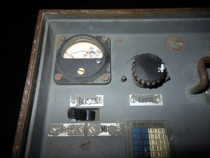 WW2 German Wehrmacht Tornisterempfänger Berta - TORN E.b. RADIO RECEIVER - NICE! - Image 11