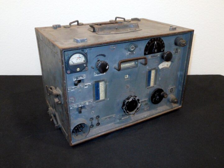 WW2 German Wehrmacht Tornisterempfänger Berta - TORN E.b. RADIO RECEIVER - NICE!