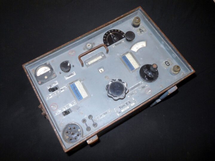 WW2 German Wehrmacht Tornisterempfänger Berta - TORN E.b. RADIO RECEIVER - NICE! - Image 9