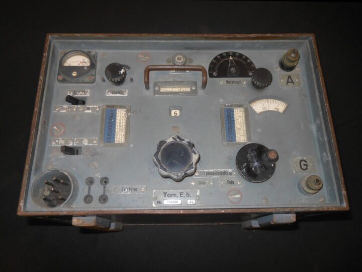 WW2 German Wehrmacht Tornisterempfänger Berta - TORN E.b. RADIO RECEIVER - NICE! - Image 10