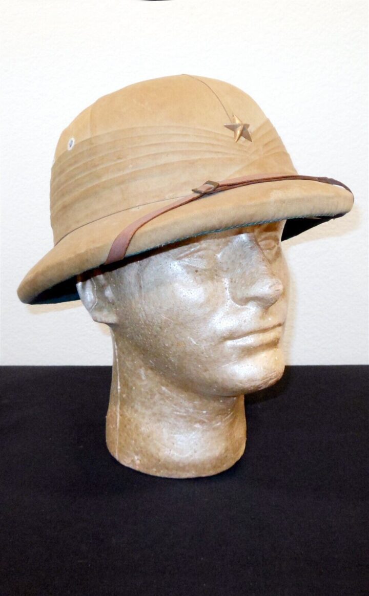 WW2 Imperial Japanese Army - OFFICER TROPICAL PITH HELMET - NICE!