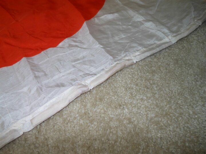 WW2 Imperial Japanese Navy - PILOT'S BAIL-OUT SURVIVAL FLAG - VERY RARE! - Image 4